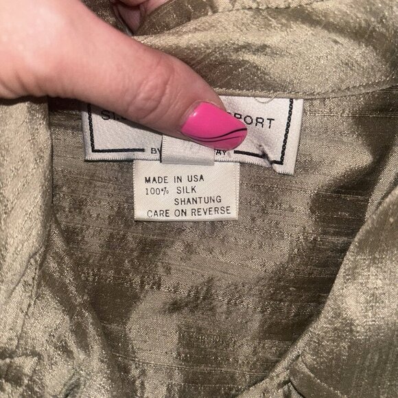 St. John Sport by Marie Green Long Sleeve Button Down Tie Waist Jacket Top Sz P - Picture 11 of 11